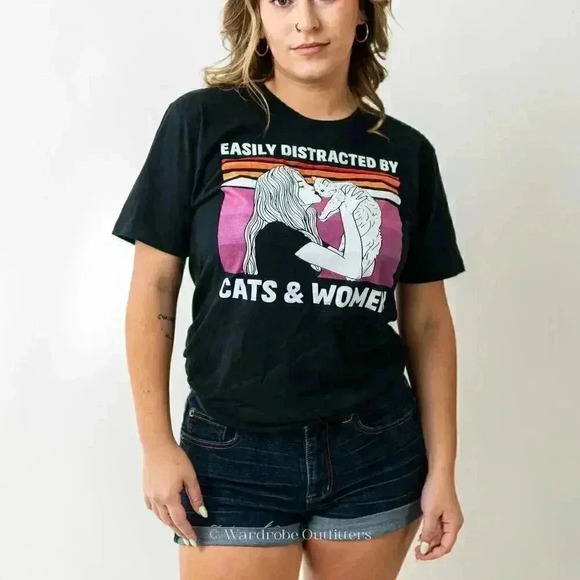Bisexual Pride x Kitties Tee - Picture 2 of 4